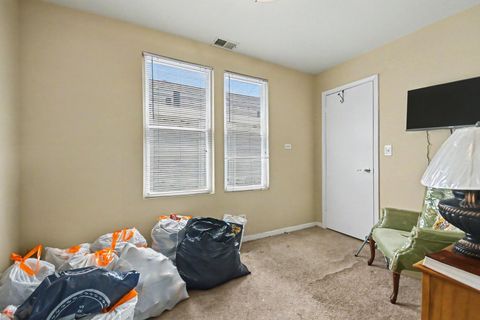 Tiny photo for 850 N Keystone Avenue, Chicago, IL 60651 (MLS # 12657541)