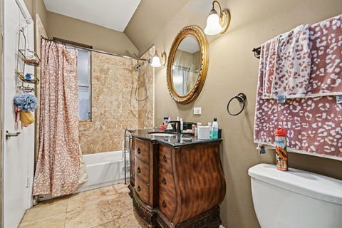 Tiny photo for 850 N Keystone Avenue, Chicago, IL 60651 (MLS # 12657541)