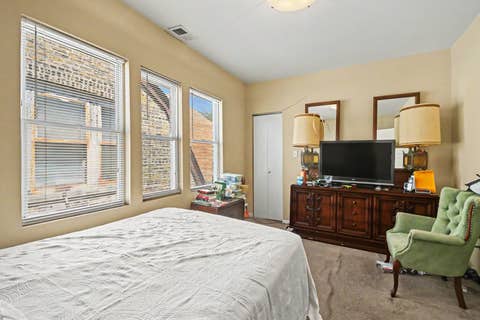 Tiny photo for 850 N Keystone Avenue, Chicago, IL 60651 (MLS # 12657541)