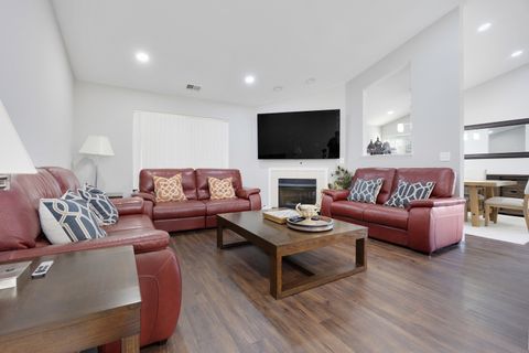 Tiny photo for 129 Southwicke Drive #B, Streamwood, IL 60107 (MLS # 12580162)