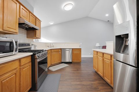 Tiny photo for 129 Southwicke Drive #B, Streamwood, IL 60107 (MLS # 12580162)