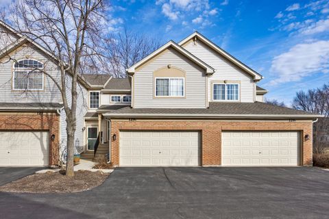 Photo of 129 Southwicke Drive #B, Streamwood, IL 60107 (MLS # 12580162)
