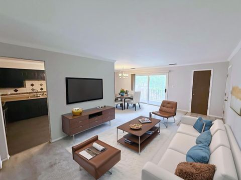 Tiny photo for 13050 S Marquette Avenue #3E, Chicago, IL 60633 (MLS # 12500166)