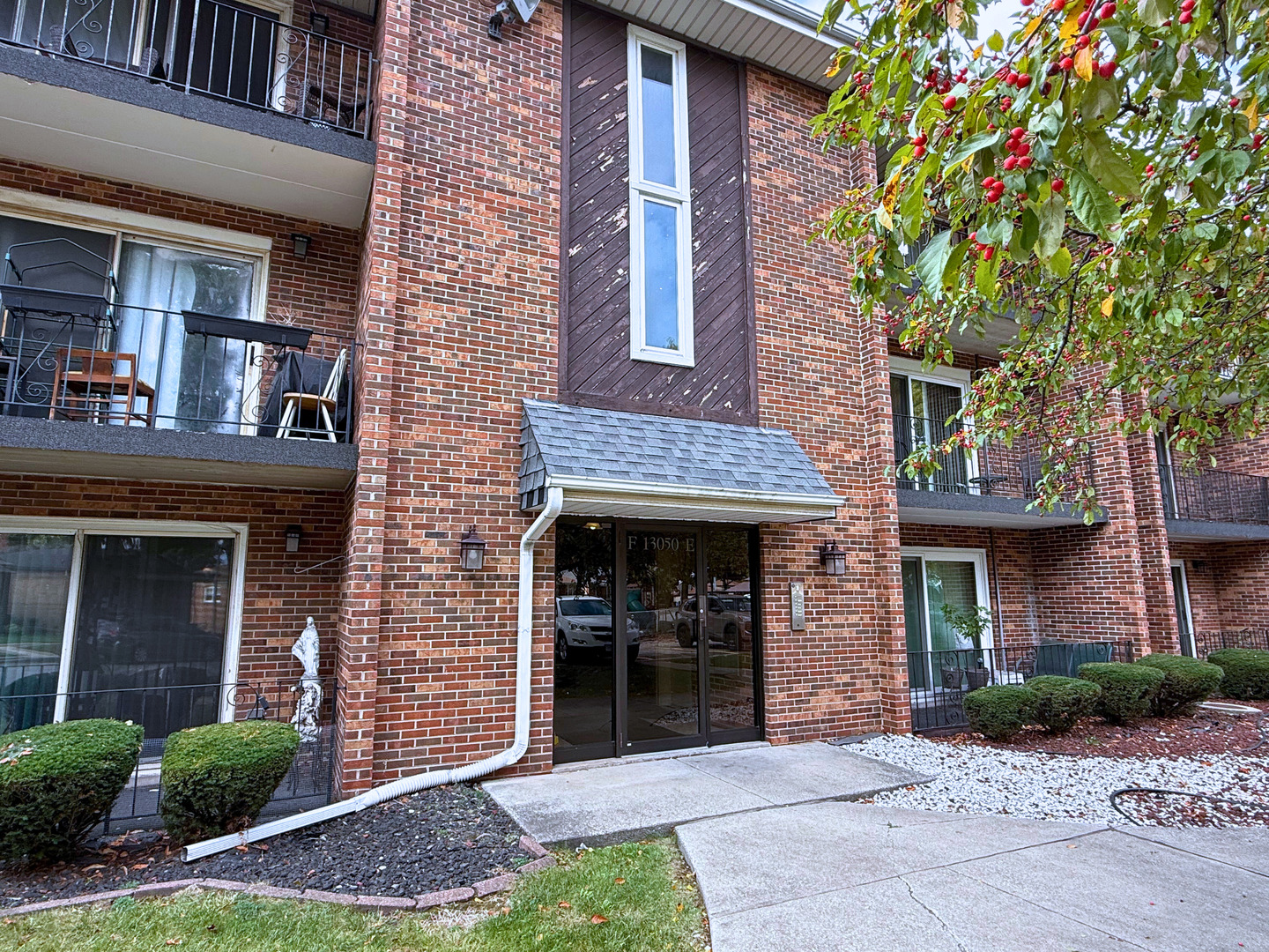 13050 S Marquette Avenue 3E