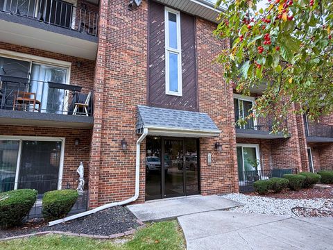 Tiny photo for 13050 S Marquette Avenue #3E, Chicago, IL 60633 (MLS # 12500166)