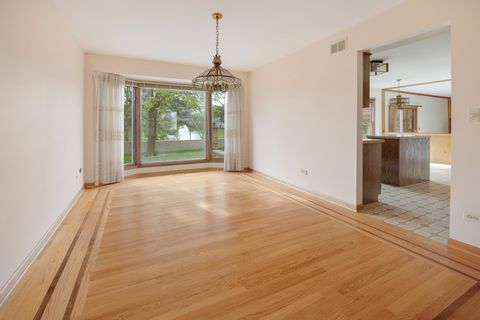 Tiny photo for 1274 Biscayne Drive, Elk Grove Village, IL 60007 (MLS # 12622043)