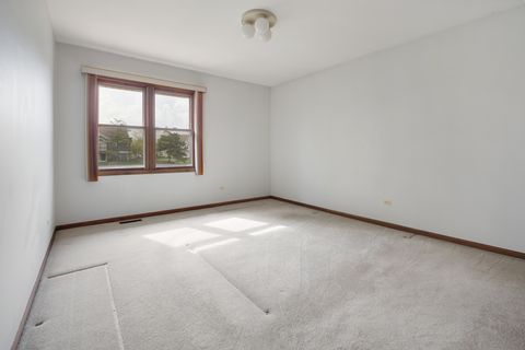 Tiny photo for 1274 Biscayne Drive, Elk Grove Village, IL 60007 (MLS # 12622043)