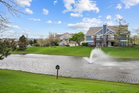 Tiny photo for 1274 Biscayne Drive, Elk Grove Village, IL 60007 (MLS # 12622043)