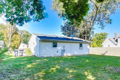 Tiny photo for 10209 W Crissy Avenue, Beach Park, IL 60099 (MLS # 12476443)