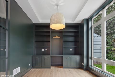 Tiny photo for 286 N Indiana Avenue, Elmhurst, IL 60126 (MLS # 12523751)