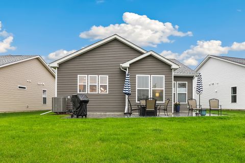Tiny photo for 3235 Sweetgrass Circle, Aurora, IL 60503 (MLS # 12630428)