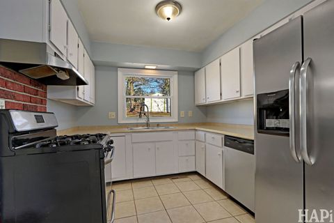 Tiny photo for 810 N Oakwood Drive, McHenry, IL 60050 (MLS # 12598758)