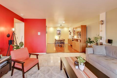 Tiny photo for 2046 Saint Johns Avenue, Highland Park, IL 60035 (MLS # 12524640)