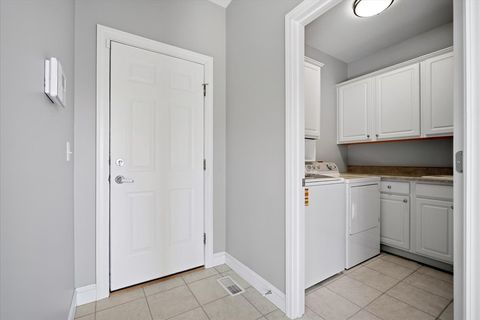 Tiny photo for 2711 Radbourne Drive, Bloomington, IL 61704 (MLS # 12588020)