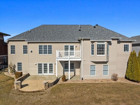 Tiny photo for 2711 Radbourne Drive, Bloomington, IL 61704 (MLS # 12588020)