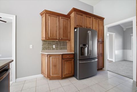 Tiny photo for 2711 Radbourne Drive, Bloomington, IL 61704 (MLS # 12588020)