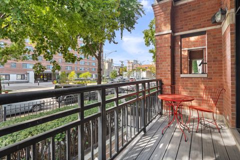 Tiny photo for 2729 N Sheffield Avenue #1S, Chicago, IL 60614 (MLS # 12467378)