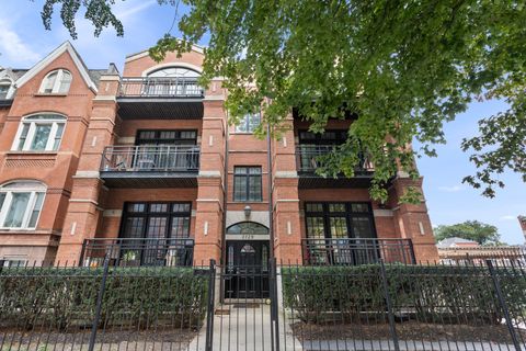 Photo of 2729 N Sheffield Avenue #1S, Chicago, IL 60614 (MLS # 12467378)