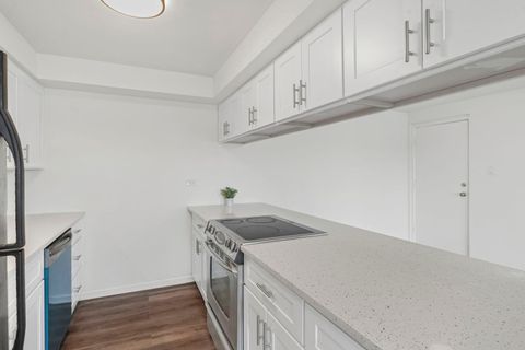 Tiny photo for 917 8th Avenue #9, La Grange, IL 60525 (MLS # 12525273)