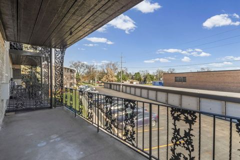 Tiny photo for 917 8th Avenue #9, La Grange, IL 60525 (MLS # 12525273)