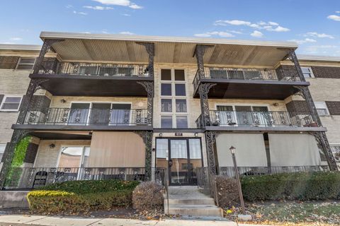 Photo of 917 8th Avenue #9, La Grange, IL 60525 (MLS # 12525273)