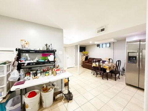 Tiny photo for 5910 N Kimball Avenue, Chicago, IL 60659 (MLS # 12529365)