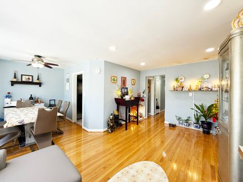 Tiny photo for 5910 N Kimball Avenue, Chicago, IL 60659 (MLS # 12529365)