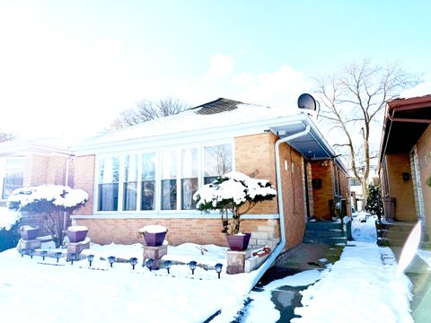 Tiny photo for 5910 N Kimball Avenue, Chicago, IL 60659 (MLS # 12529365)