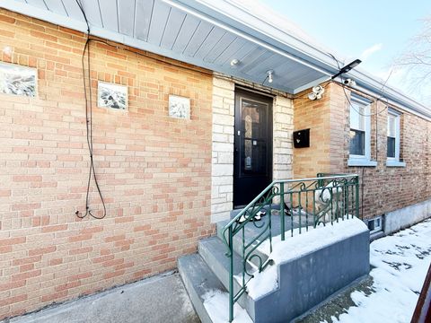 Tiny photo for 5910 N Kimball Avenue, Chicago, IL 60659 (MLS # 12529365)