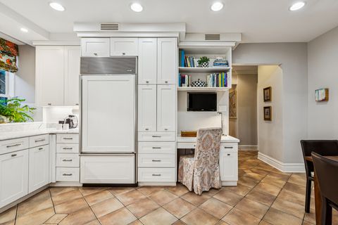 Tiny photo for 20 E Cedar Street #2C, Chicago, IL 60611 (MLS # 12505987)