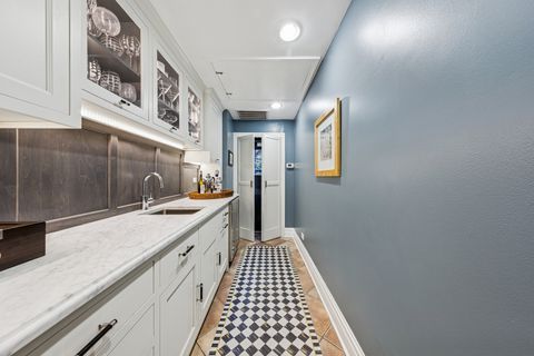 Tiny photo for 20 E Cedar Street #2C, Chicago, IL 60611 (MLS # 12505987)