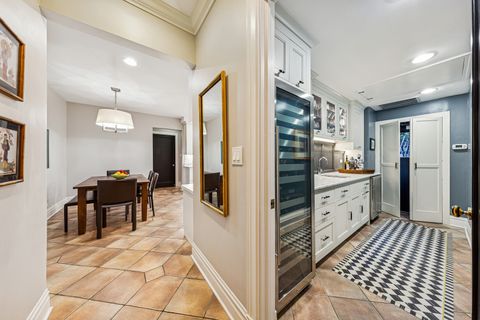 Tiny photo for 20 E Cedar Street #2C, Chicago, IL 60611 (MLS # 12505987)