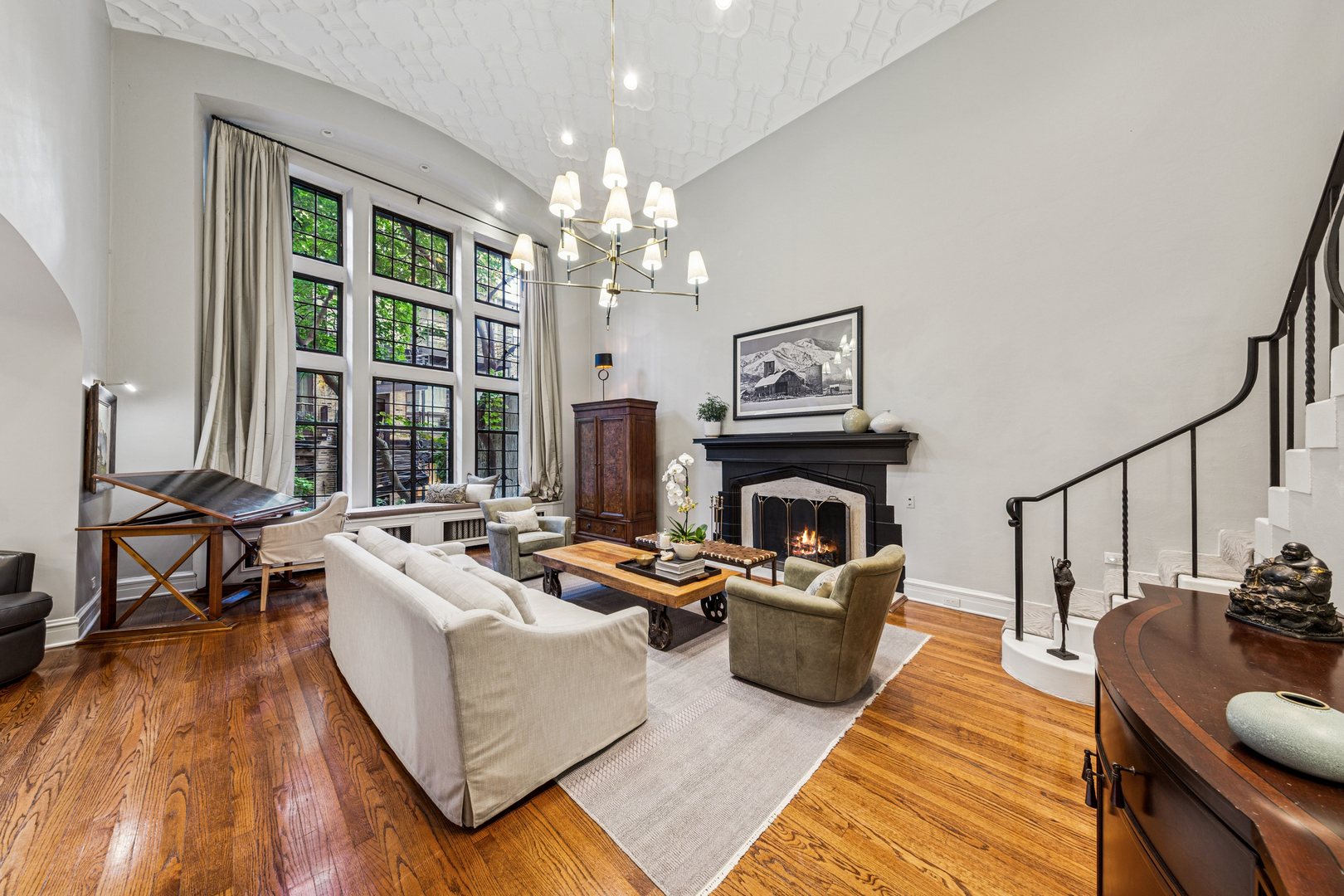 20 E Cedar Street 2C