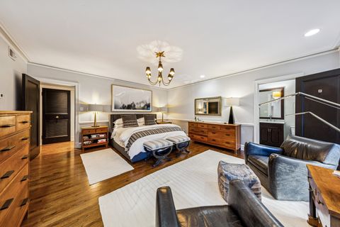 Tiny photo for 20 E Cedar Street #2C, Chicago, IL 60611 (MLS # 12505987)