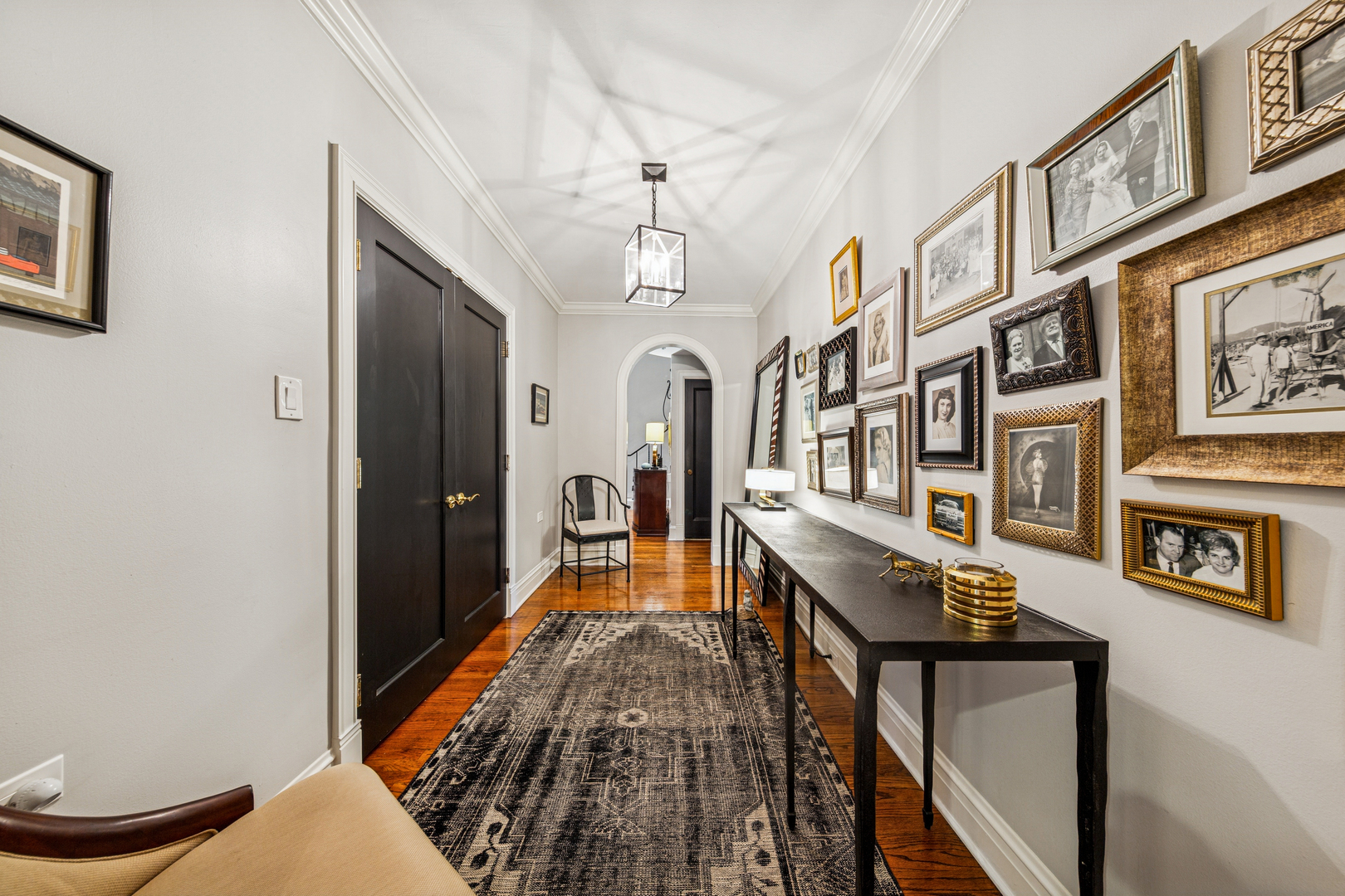 20 E Cedar Street 2C