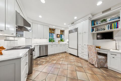 Tiny photo for 20 E Cedar Street #2C, Chicago, IL 60611 (MLS # 12505987)