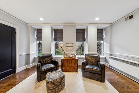 Tiny photo for 20 E Cedar Street #2C, Chicago, IL 60611 (MLS # 12505987)