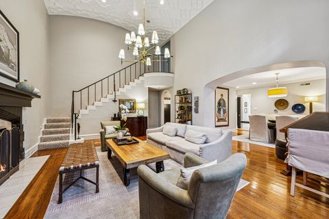 Tiny photo for 20 E Cedar Street #2C, Chicago, IL 60611 (MLS # 12505987)