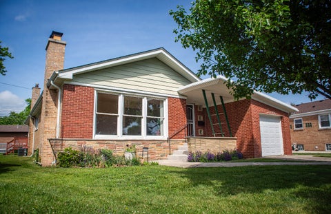 Photo of 5065 Lamb Drive, Oak Lawn, IL 60453 (MLS # 12699303)