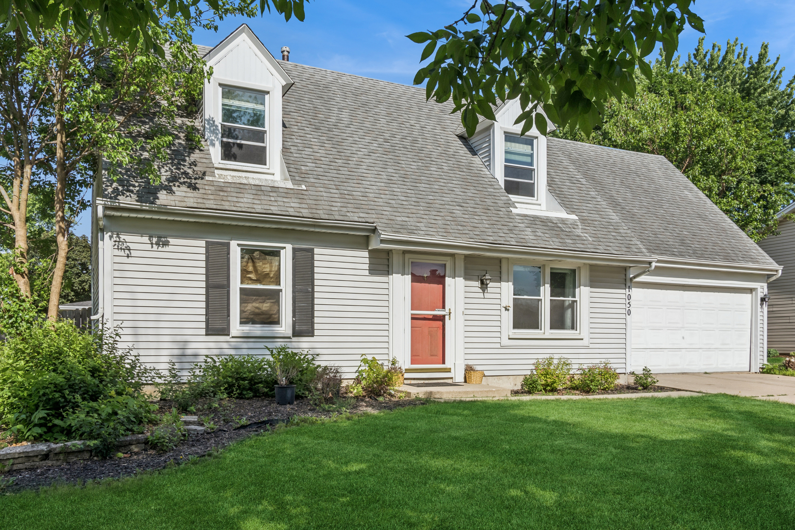 1050 Grenada Drive