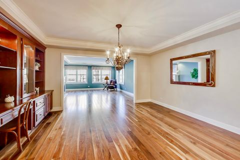 Tiny photo for 10 E Burlington Street #2C, Riverside, IL 60546 (MLS # 12528033)