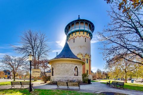 Tiny photo for 10 E Burlington Street #2C, Riverside, IL 60546 (MLS # 12528033)