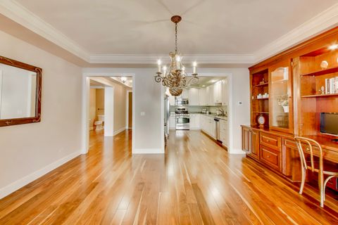 Tiny photo for 10 E Burlington Street #2C, Riverside, IL 60546 (MLS # 12528033)