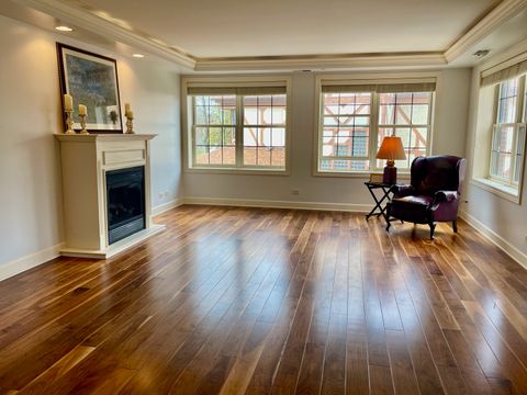 Tiny photo for 10 E Burlington Street #2C, Riverside, IL 60546 (MLS # 12528033)