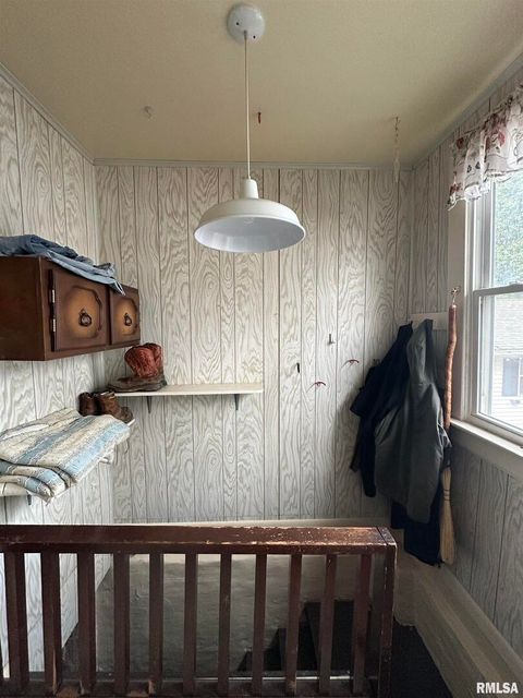 Tiny photo for 206 W Homer Avenue, Harrisburg, IL 62946 (MLS # EB460171)