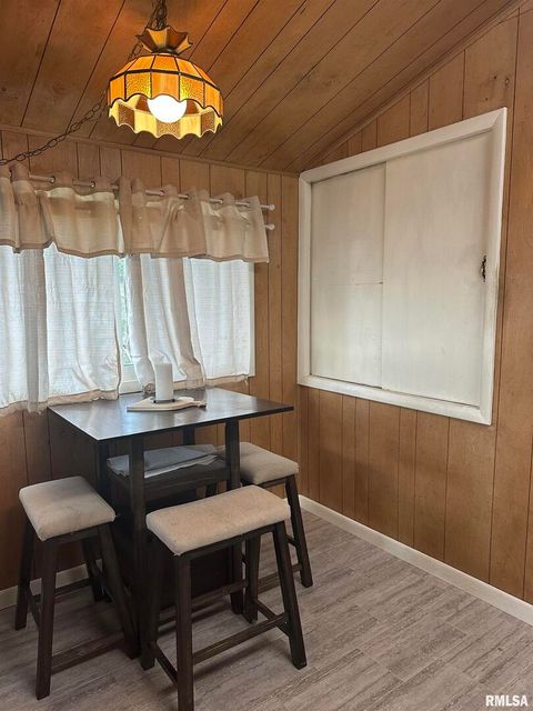 Tiny photo for 206 W Homer Avenue, Harrisburg, IL 62946 (MLS # EB460171)