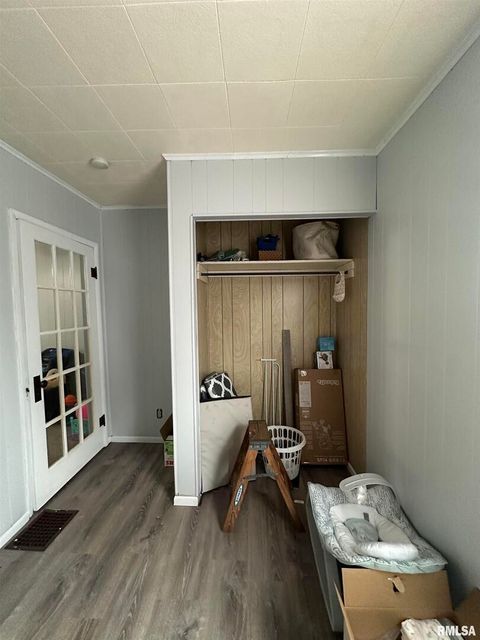 Tiny photo for 206 W Homer Avenue, Harrisburg, IL 62946 (MLS # EB460171)