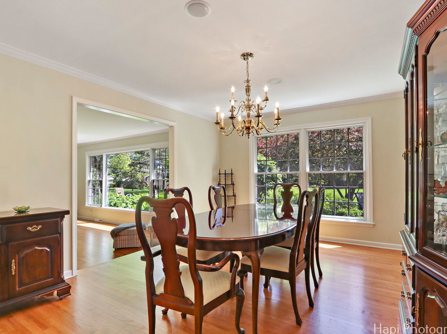 275 Surrey Lane