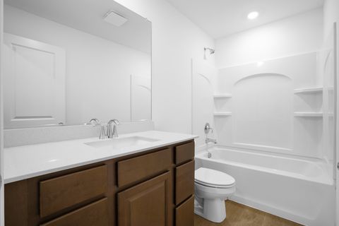 Tiny photo for 613 Lismore Circle, Elgin, IL 60124 (MLS # 12409783)