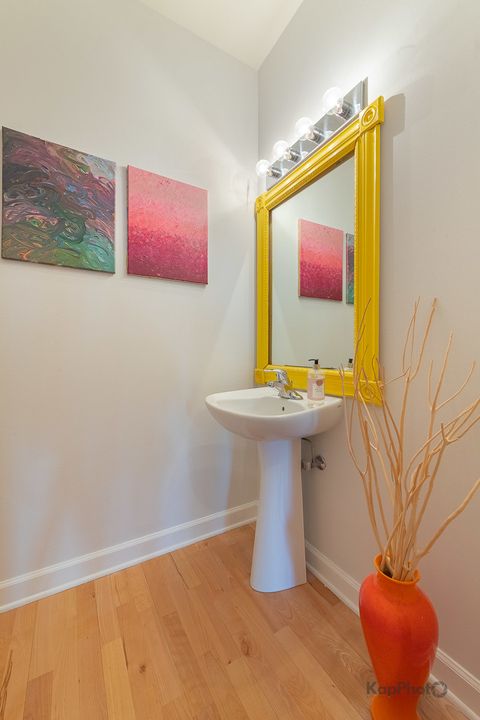 Tiny photo for 1600 S Prairie Avenue #1606, Chicago, IL 60616 (MLS # 12589351)